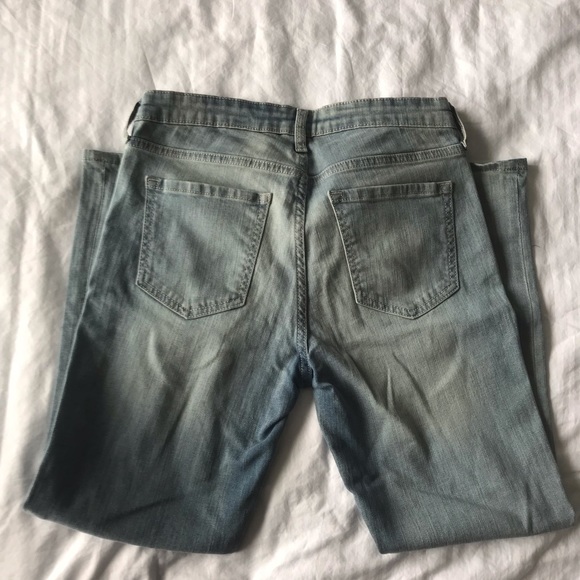 👖 GAP crop kick 3/4 jeans w/ light distress 6/28R - Picture 3 of 4